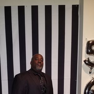 Meet your Posher, Eddie